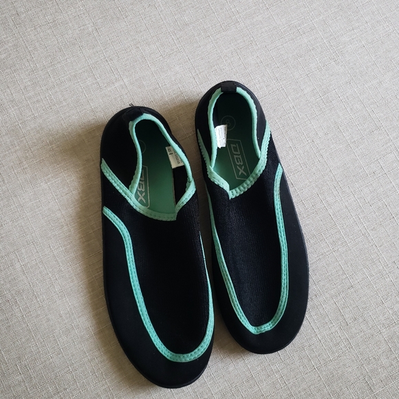 dbx women's water shoes